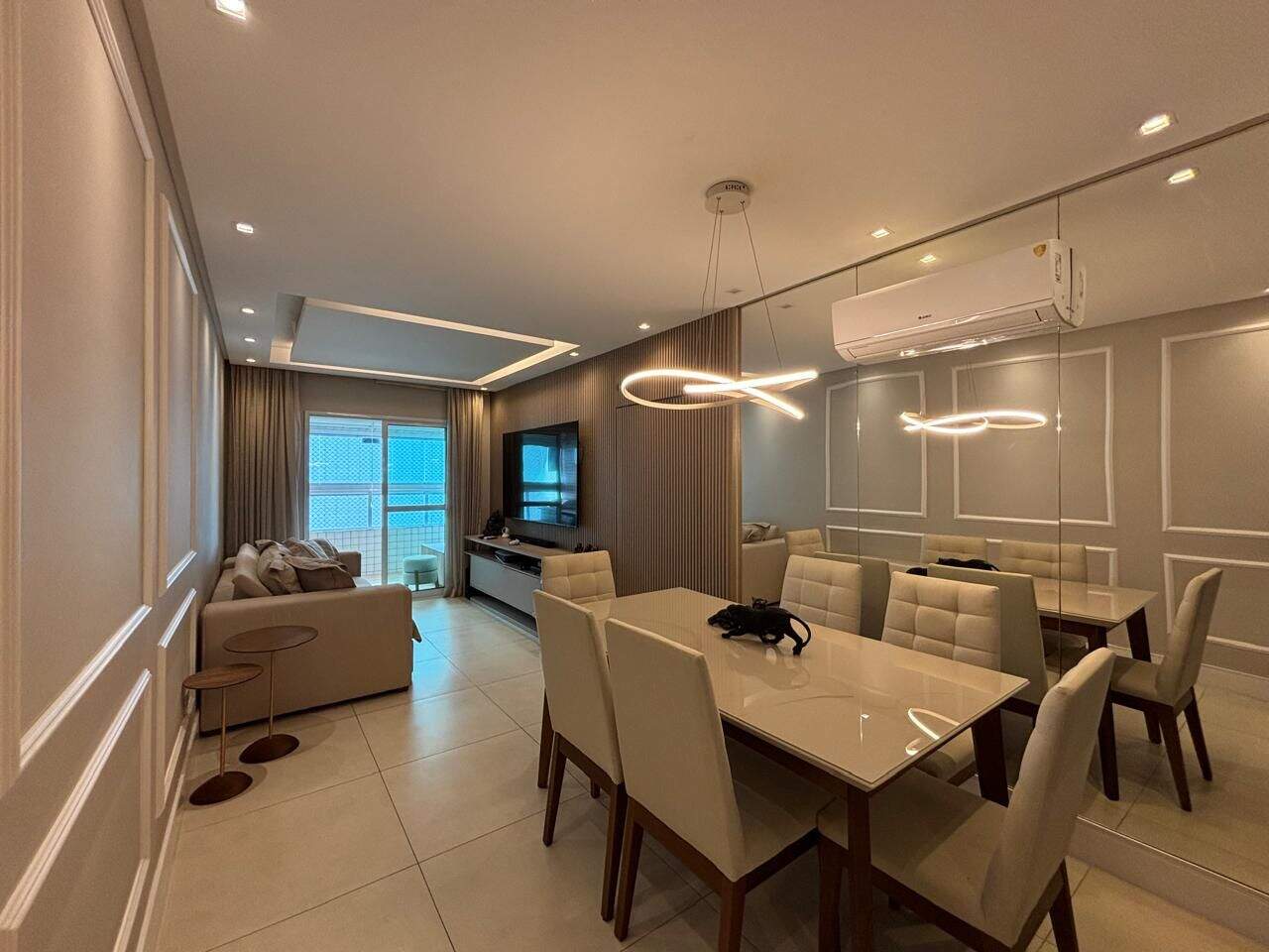 Apartamento à venda no Canto do Forte: 