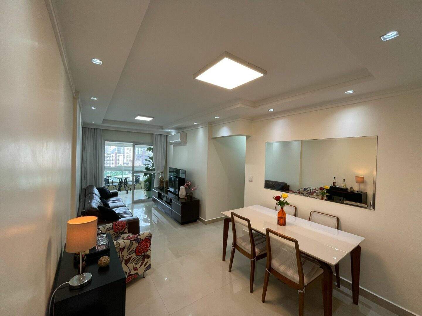 Apartamento à venda no Canto do Forte: 