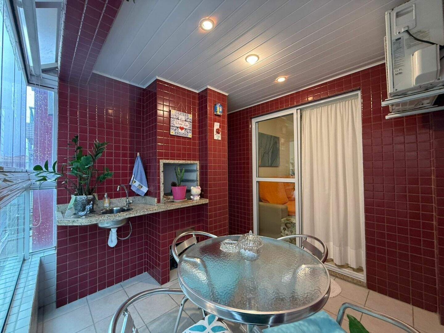 Apartamento à venda no Canto do Forte: 
