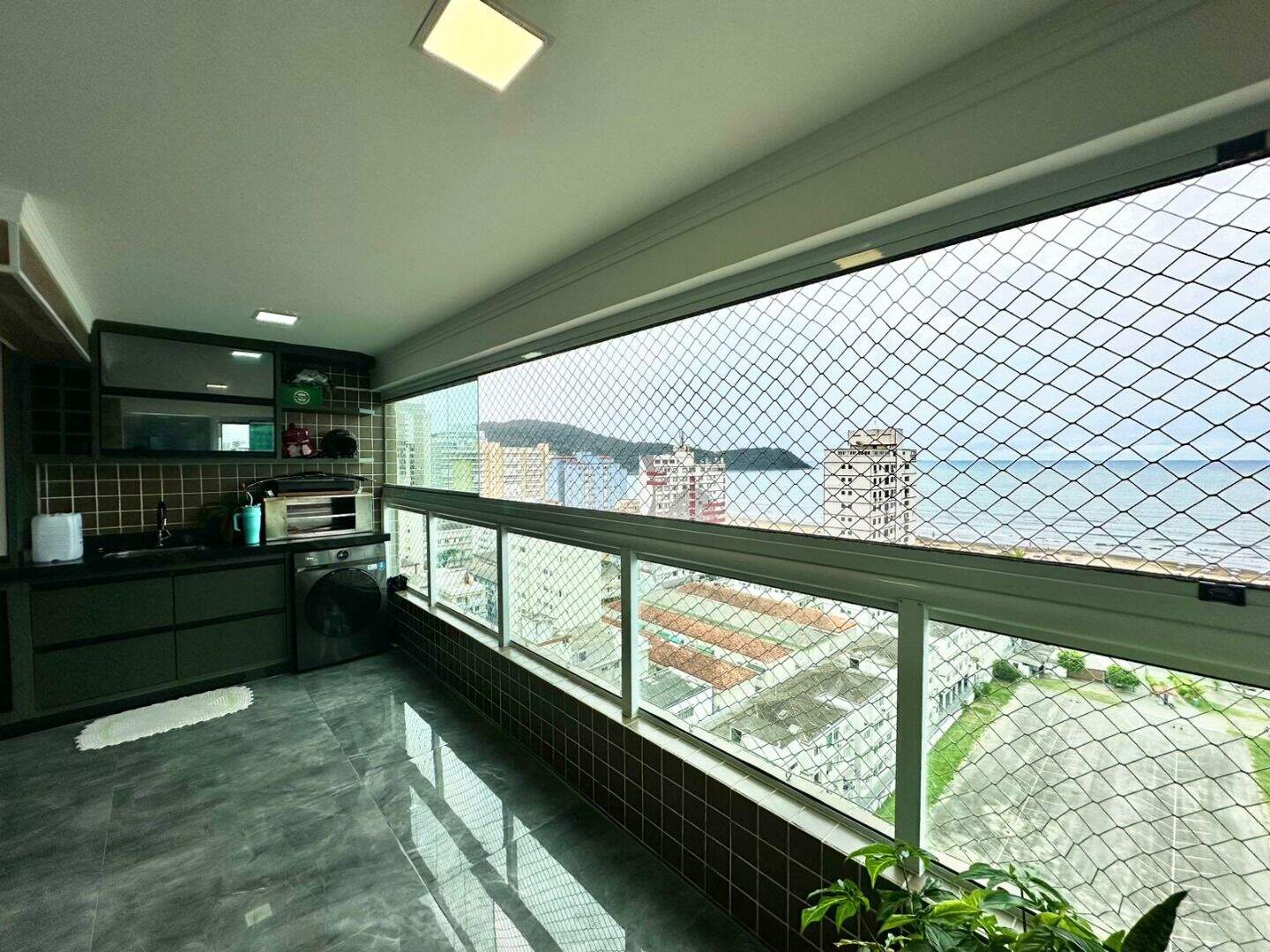 Apartamento à venda no Canto do Forte: 