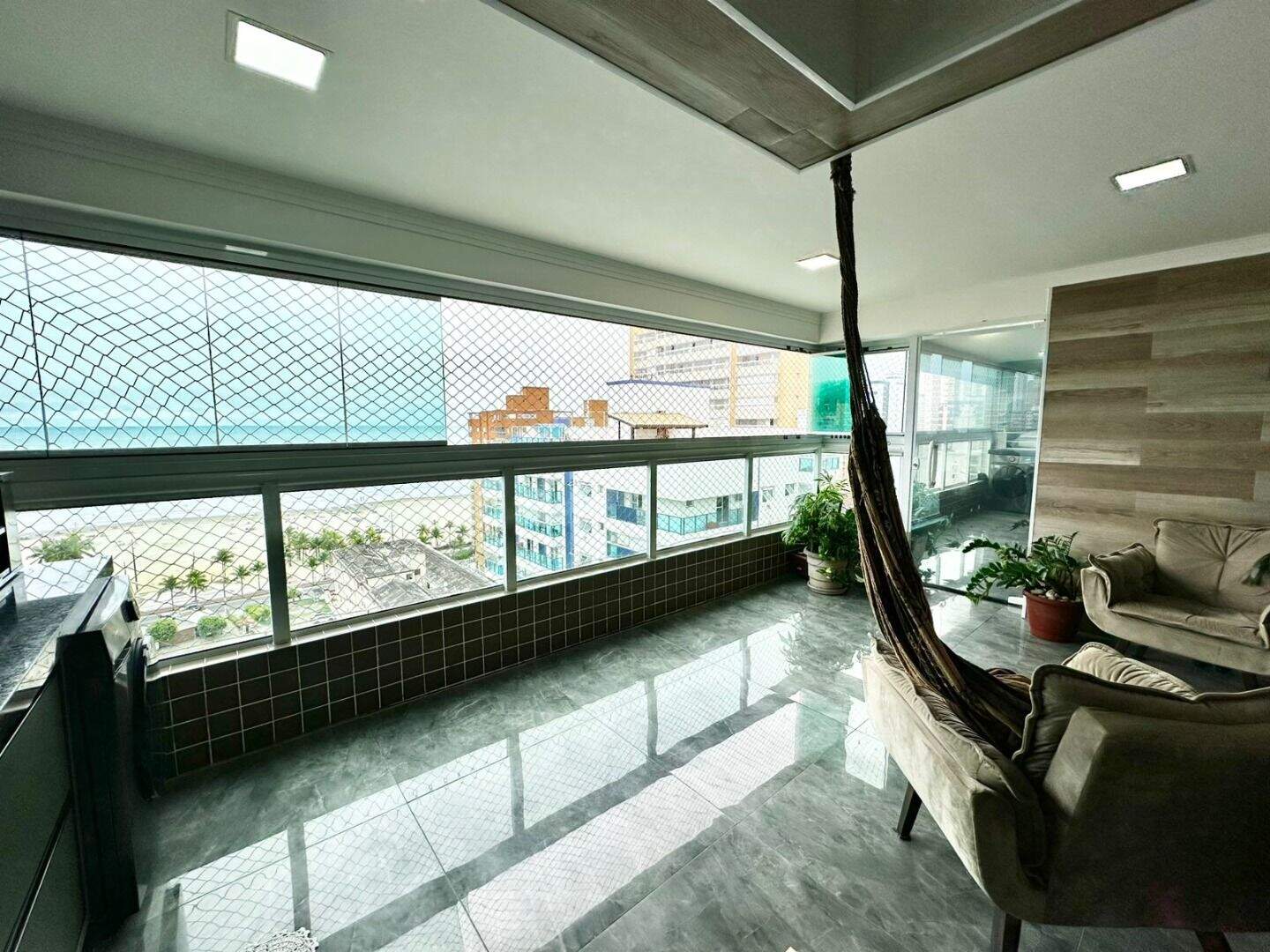 Apartamento à venda no Canto do Forte: 