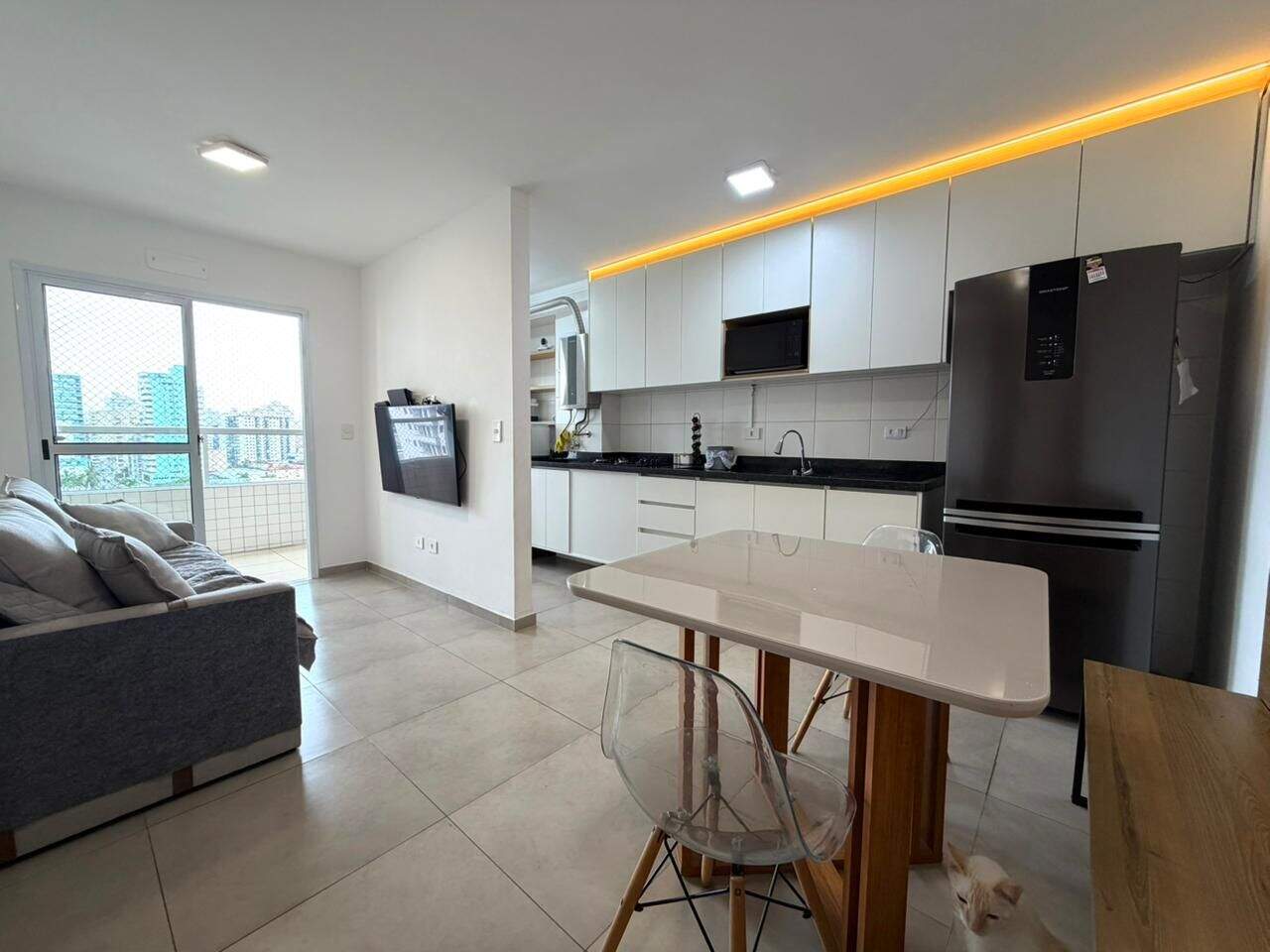 Apartamento à venda no Canto do Forte: 