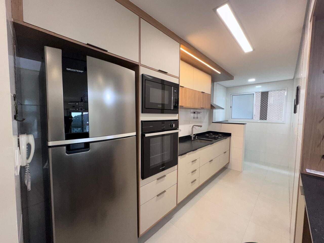 Apartamento à venda no Canto do Forte: 