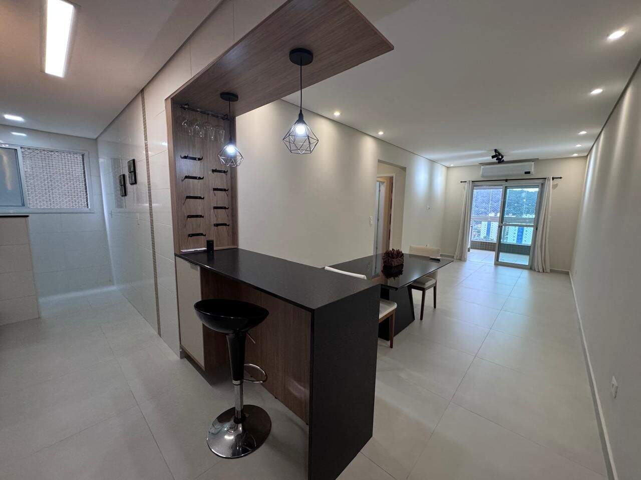 Apartamento à venda no Canto do Forte: 