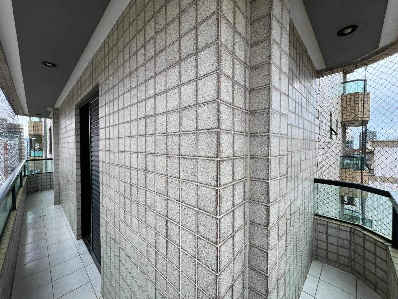Apartamento à venda no Tupi: 