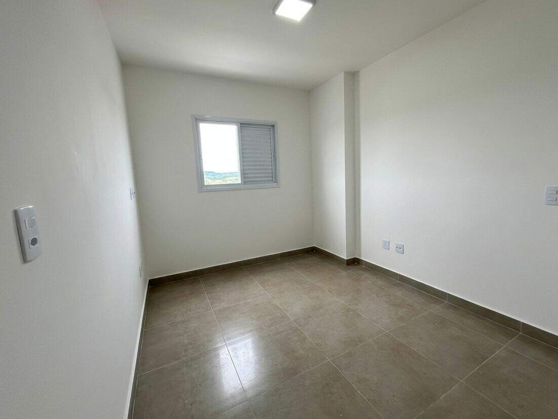 Apartamento à venda no Guilhermina: 