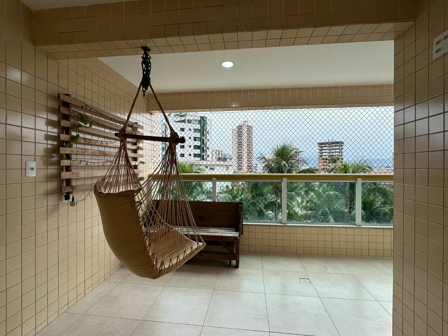 Apartamento à venda no Ocian: 