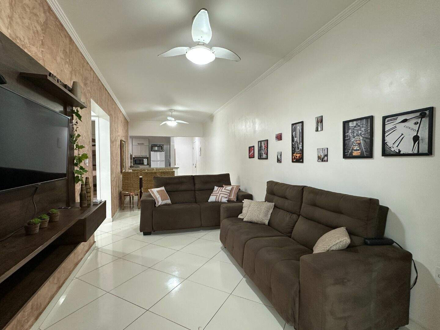 Apartamento à venda no Ocian: 