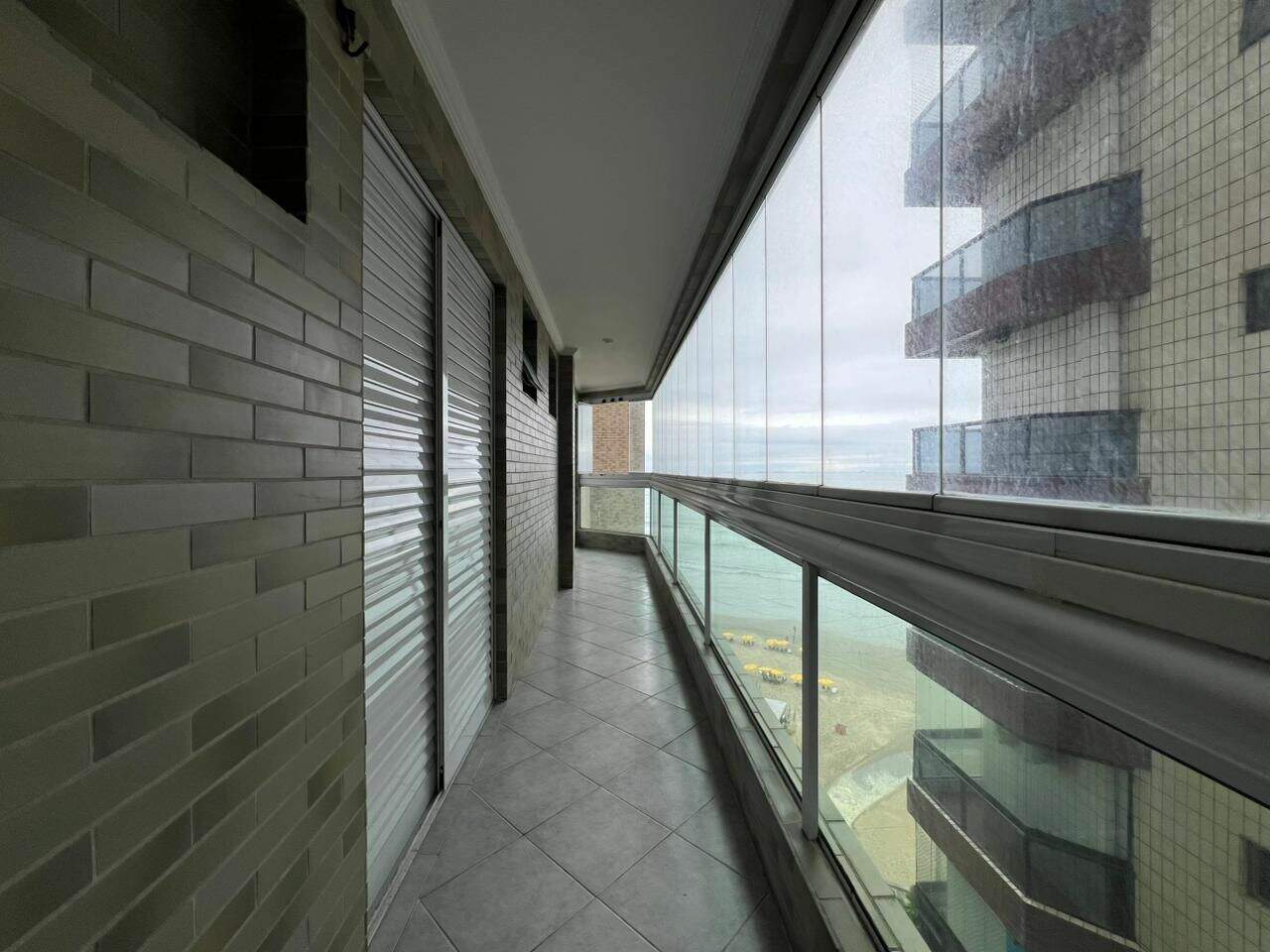 Apartamento à venda no Ocian: 