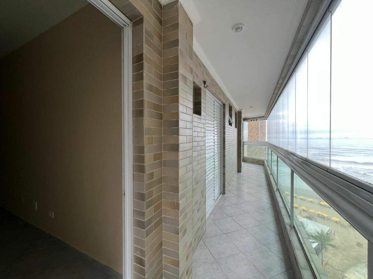 Apartamento à venda no Ocian: 