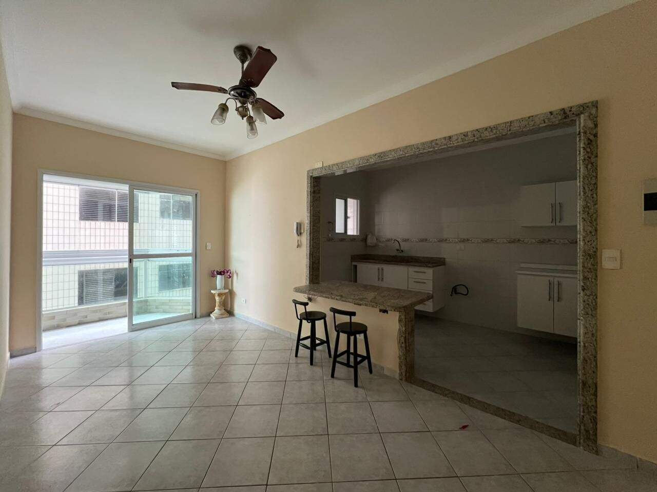 Apartamento à venda no Ocian: 