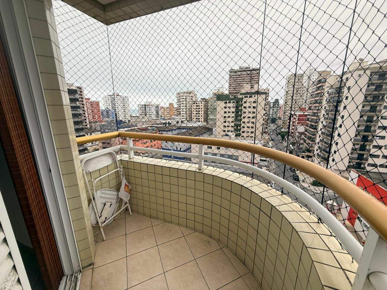 Apartamento à venda no Tupi: 