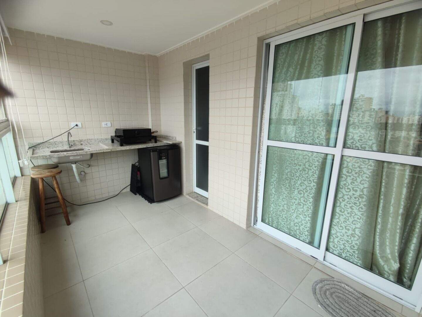 Apartamento à venda no Tupi: 