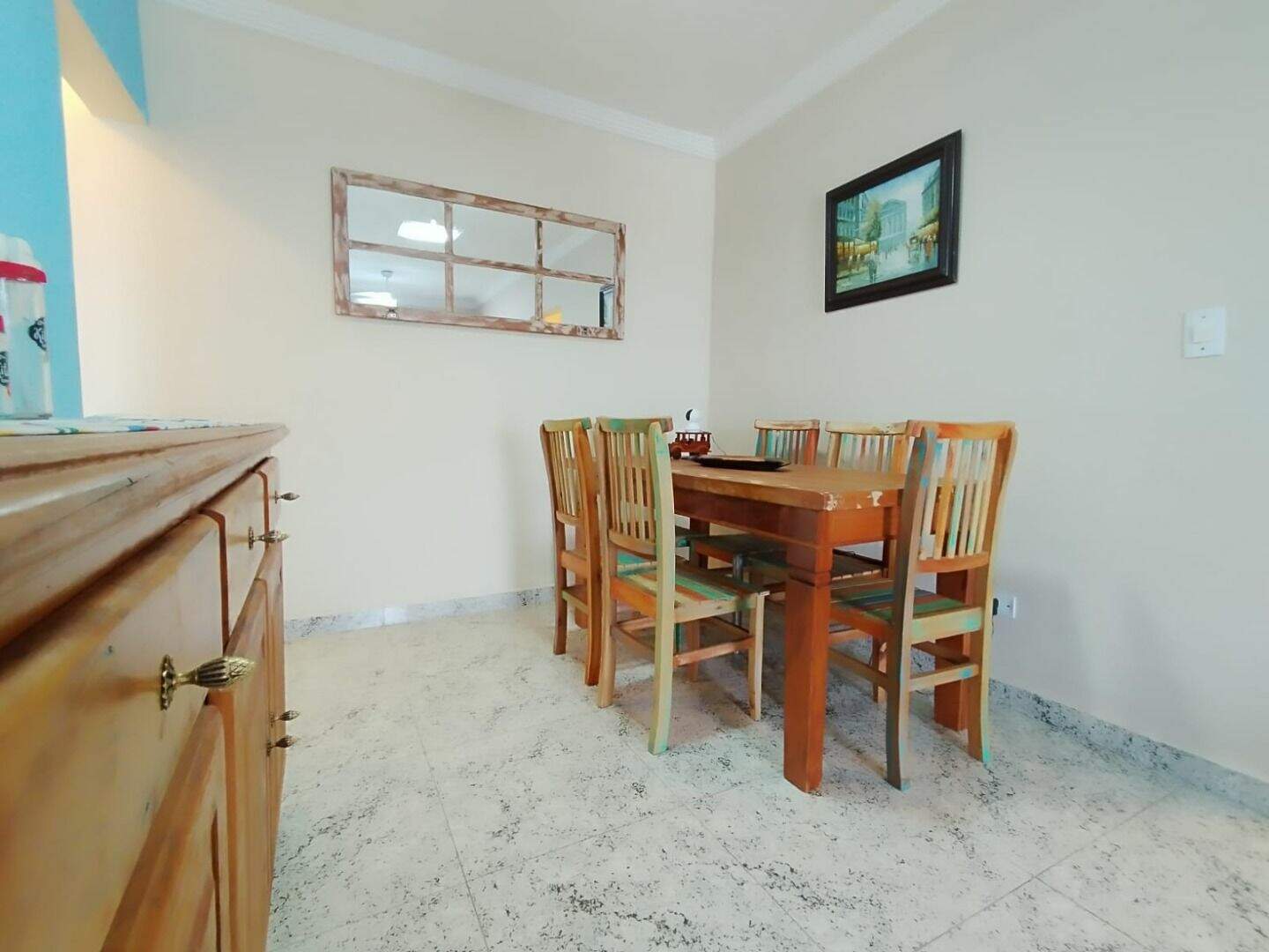 Apartamento à venda no Solemar: 