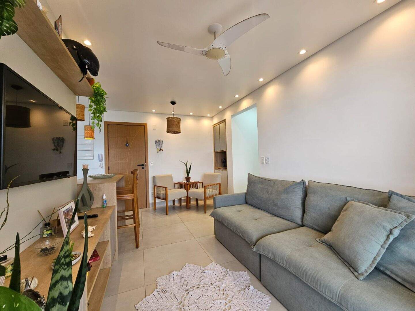 Apartamento à venda no Solemar: 