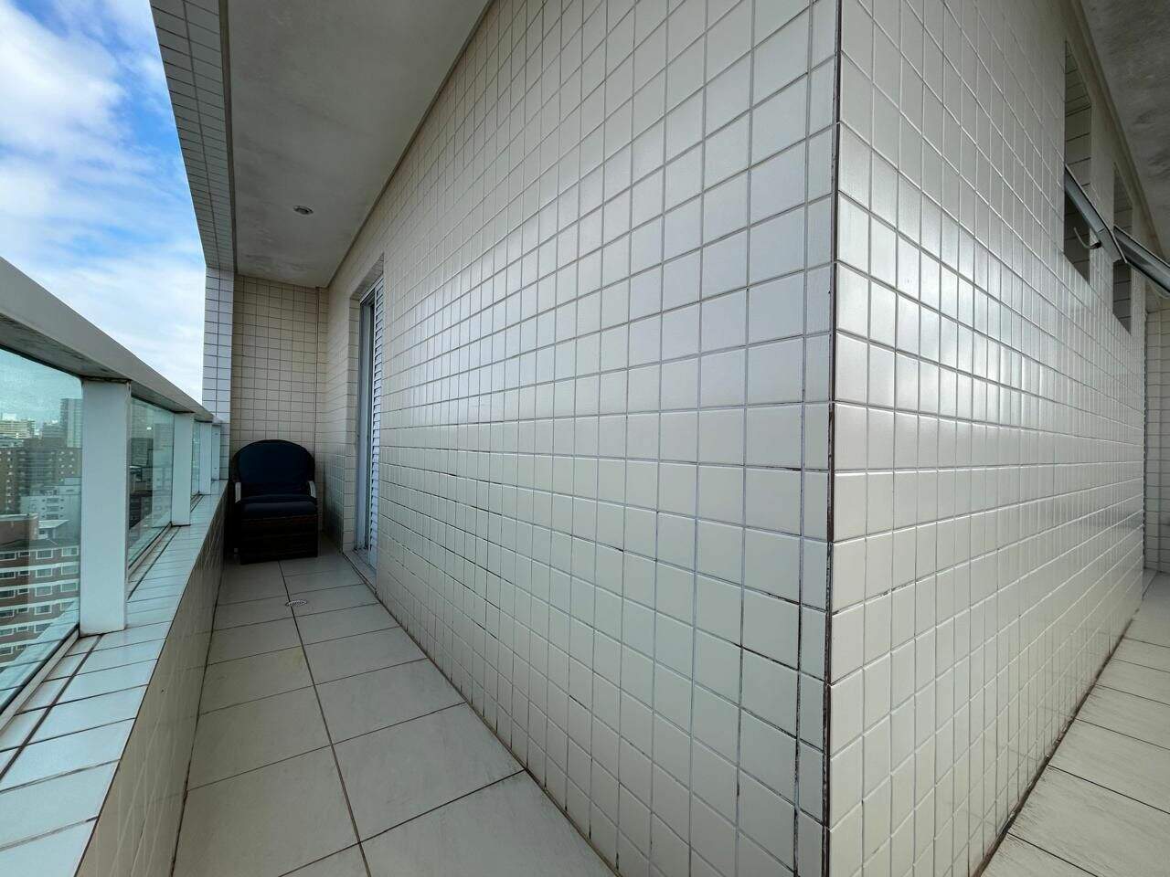 Apartamento à venda no Canto do Forte: 