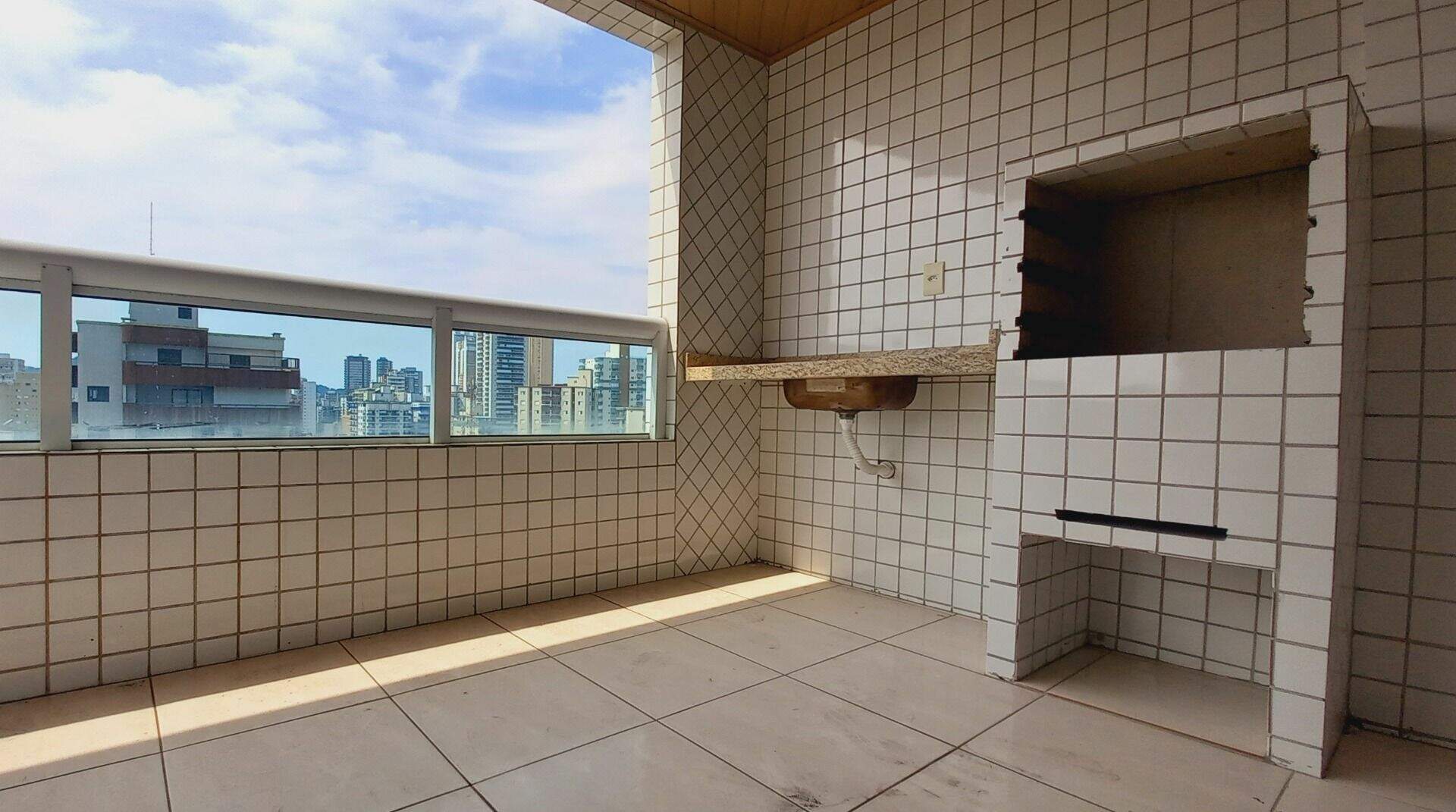 Apartamento à venda no Guilhermina: 