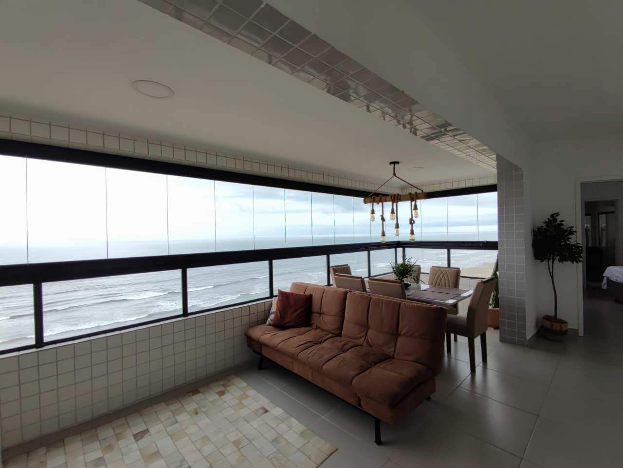 Apartamento à venda no Caiçara: 