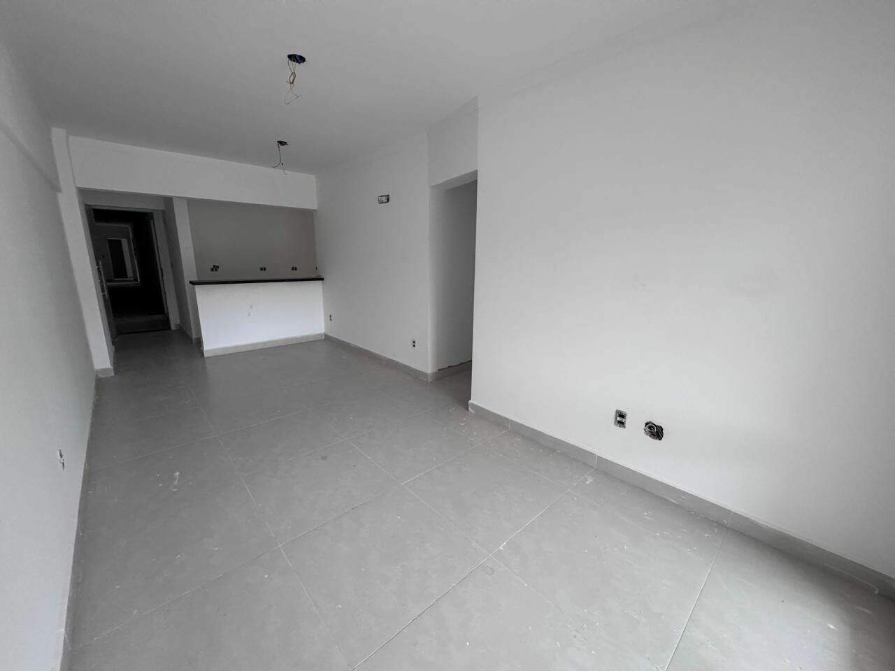 Apartamento à venda no Canto do Forte: 