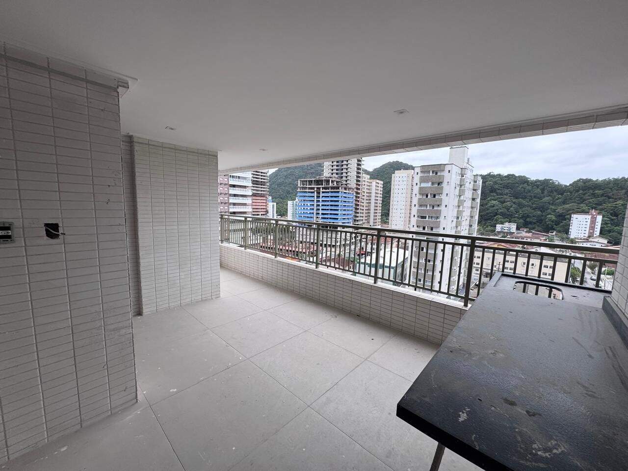 Apartamento à venda no Canto do Forte: 