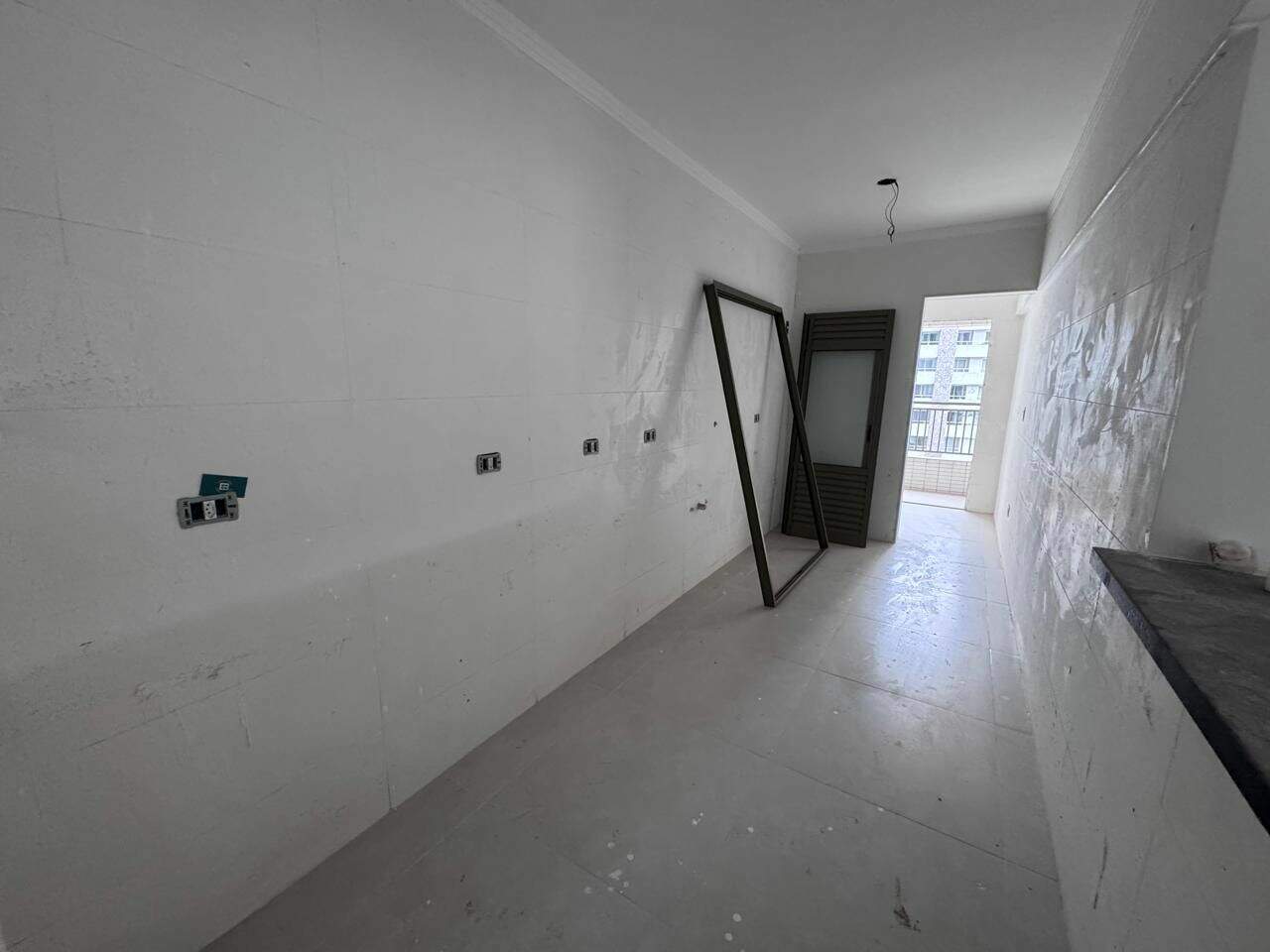 Apartamento à venda no Canto do Forte: 
