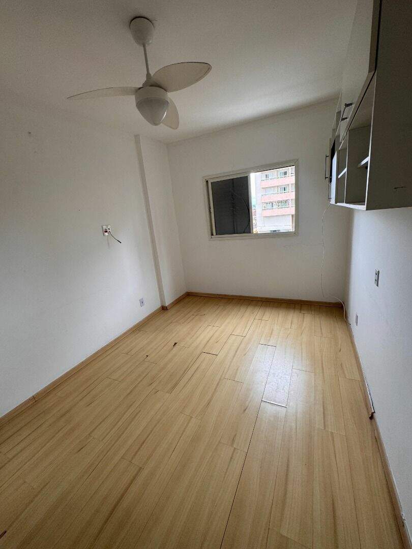 Apartamento à venda no Tupi: 
