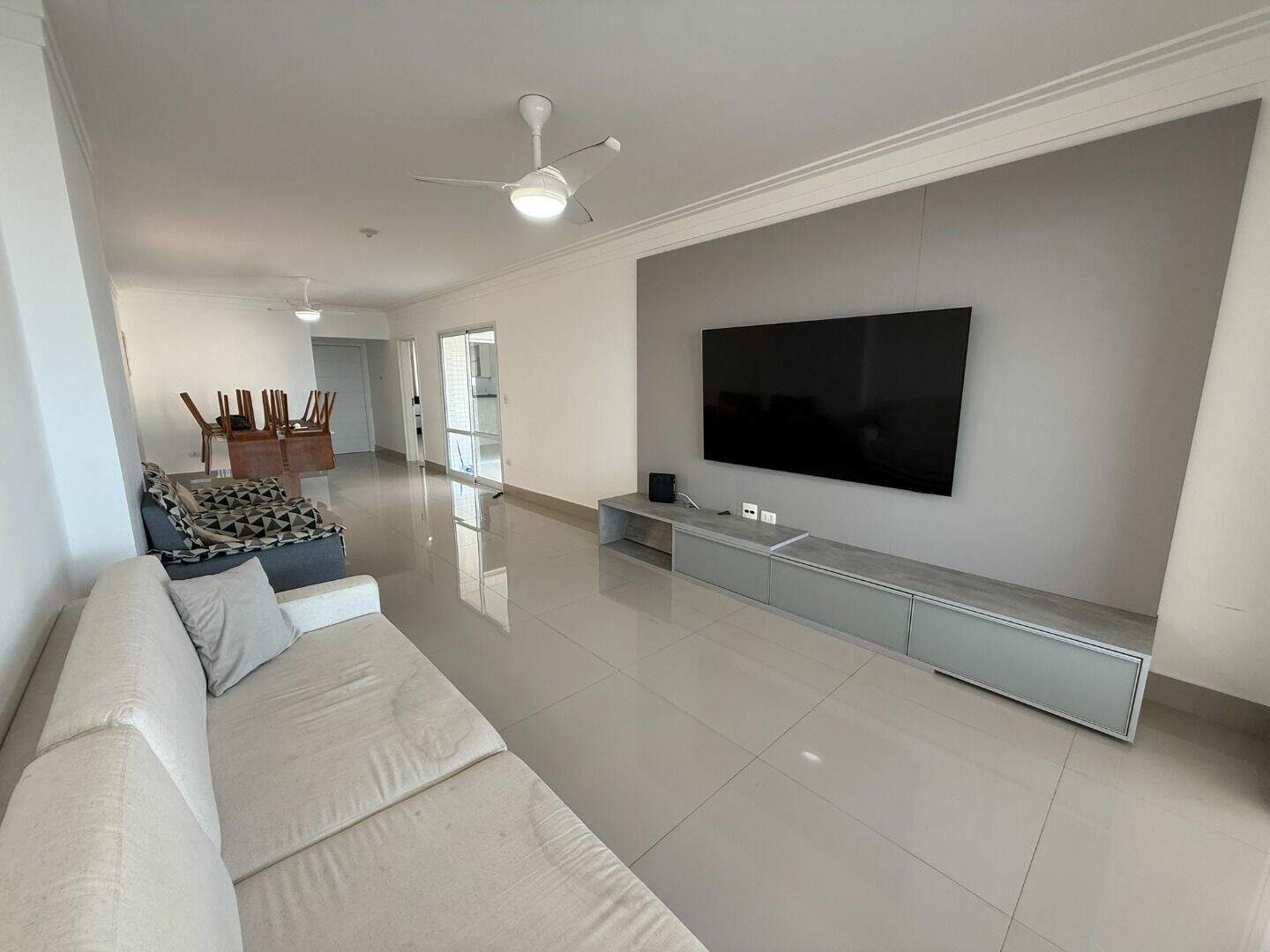Apartamento à venda no Canto do Forte: 