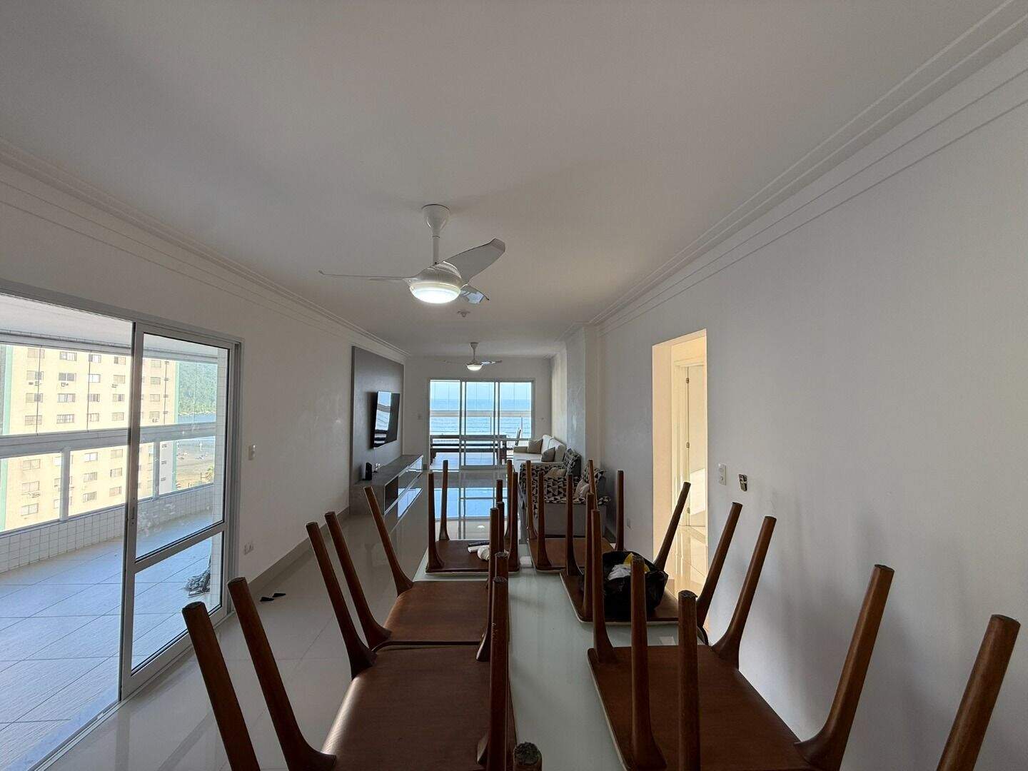 Apartamento à venda no Canto do Forte: 