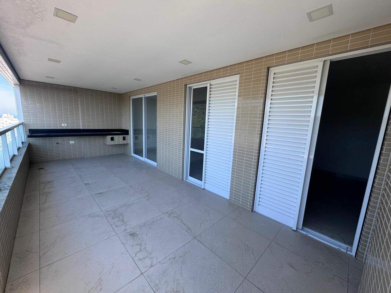 Apartamento à venda no Canto do Forte: 