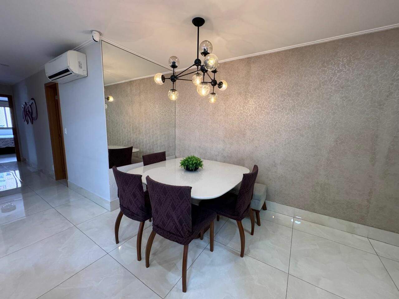 Apartamento à venda no Canto do Forte: 