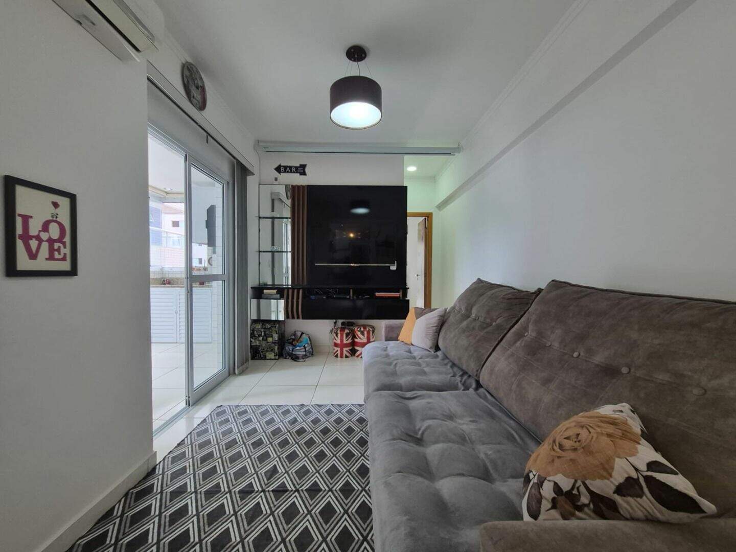 Apartamento à venda no Canto do Forte: 