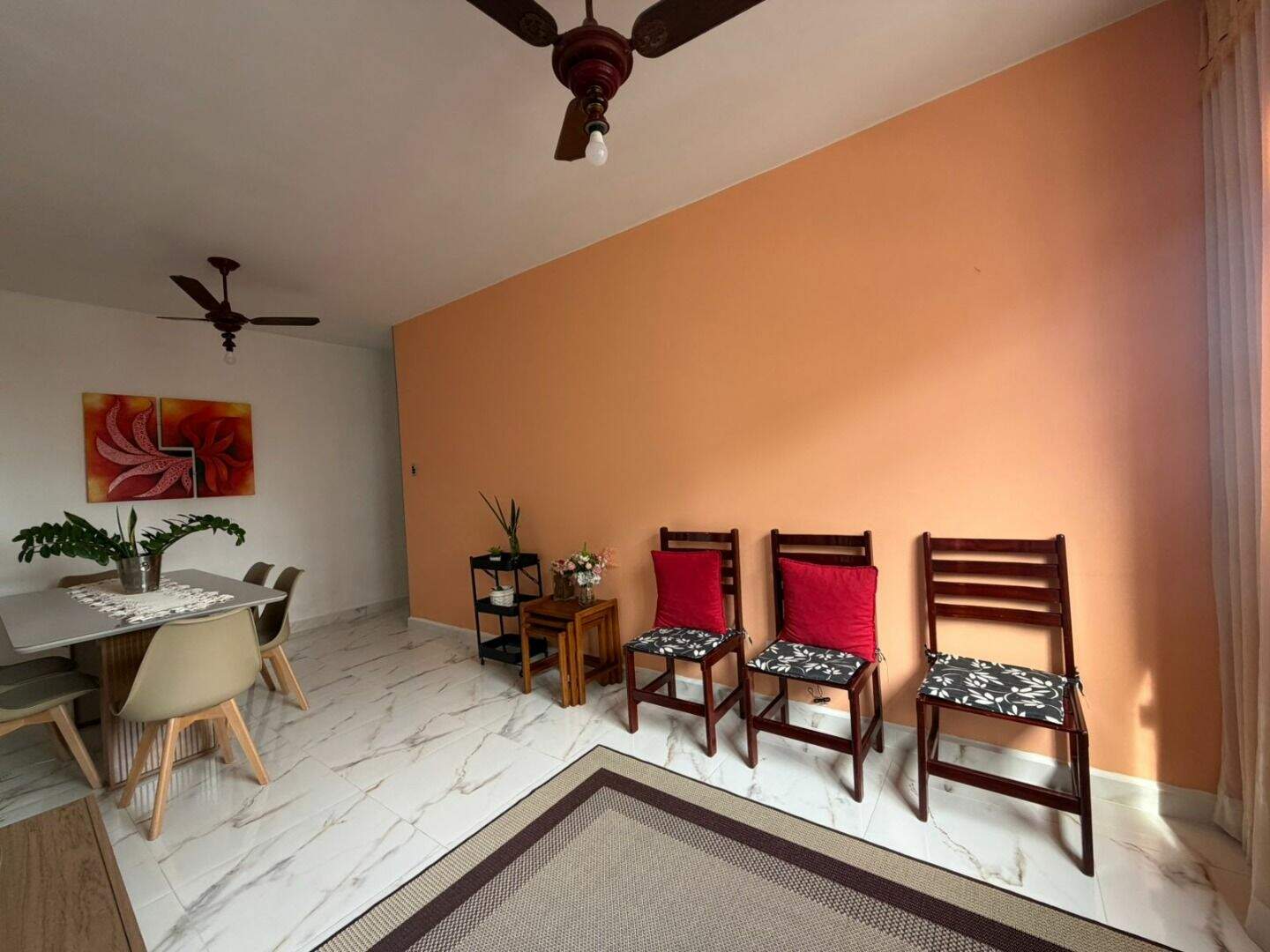 Apartamento à venda no Tupi: 