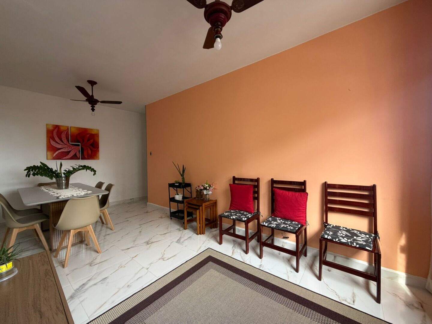 Apartamento à venda no Tupi: 