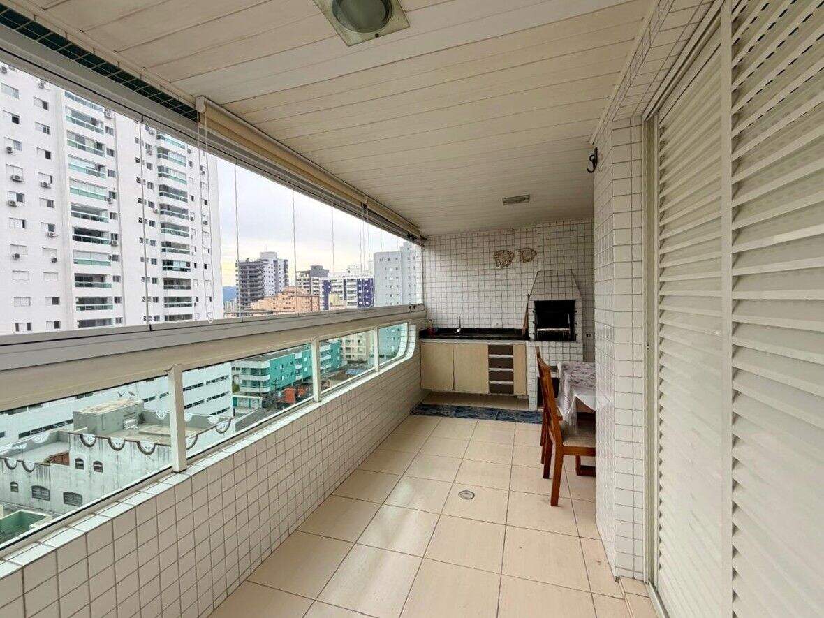 Apartamento à venda no Canto do Forte: 