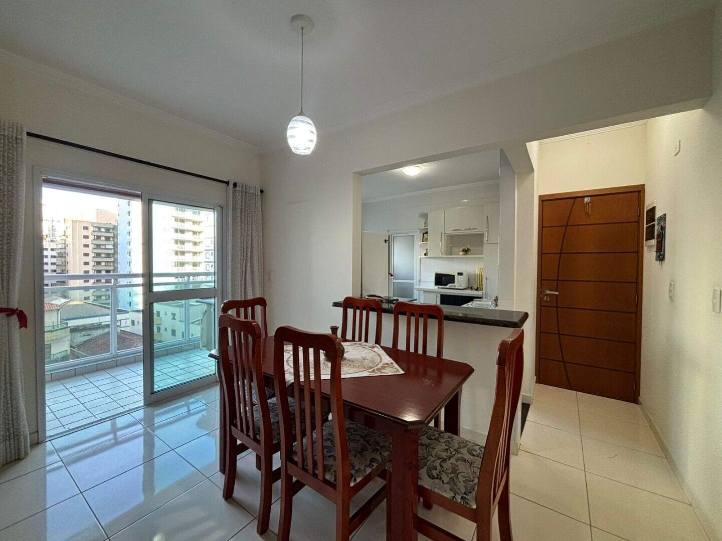 Apartamento à venda no Tupi: 