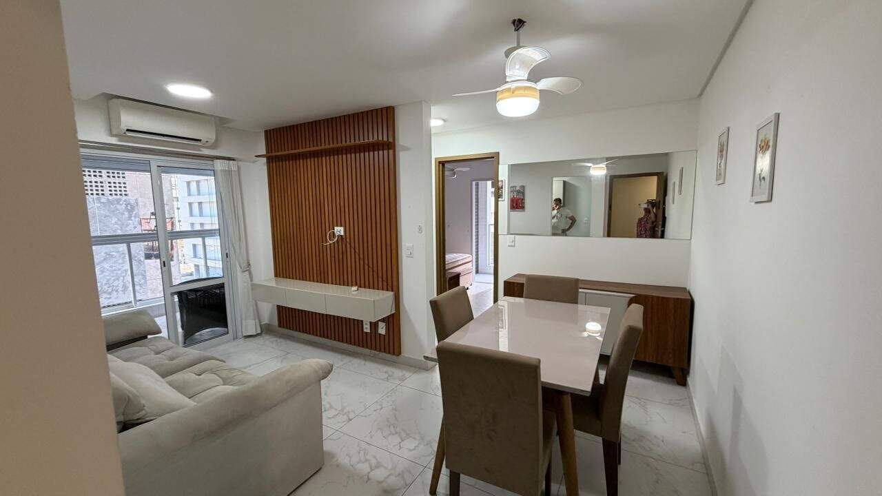 Apartamento à venda no Canto do Forte: 