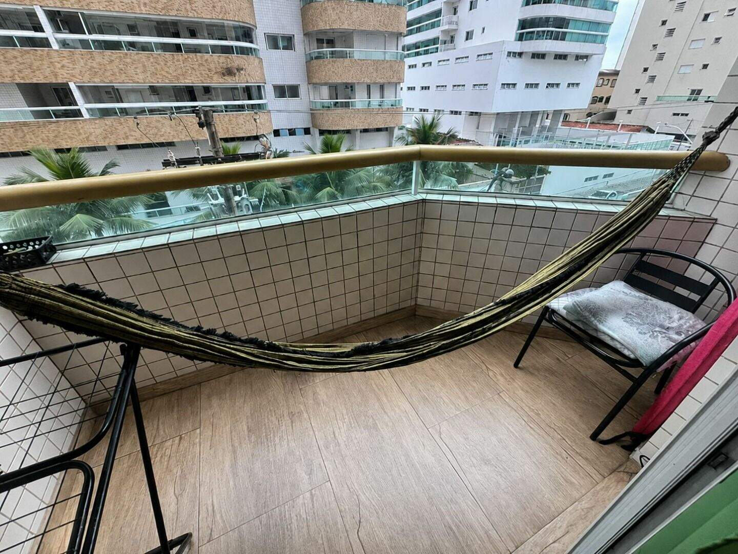 Apartamento à venda no Tupi: 