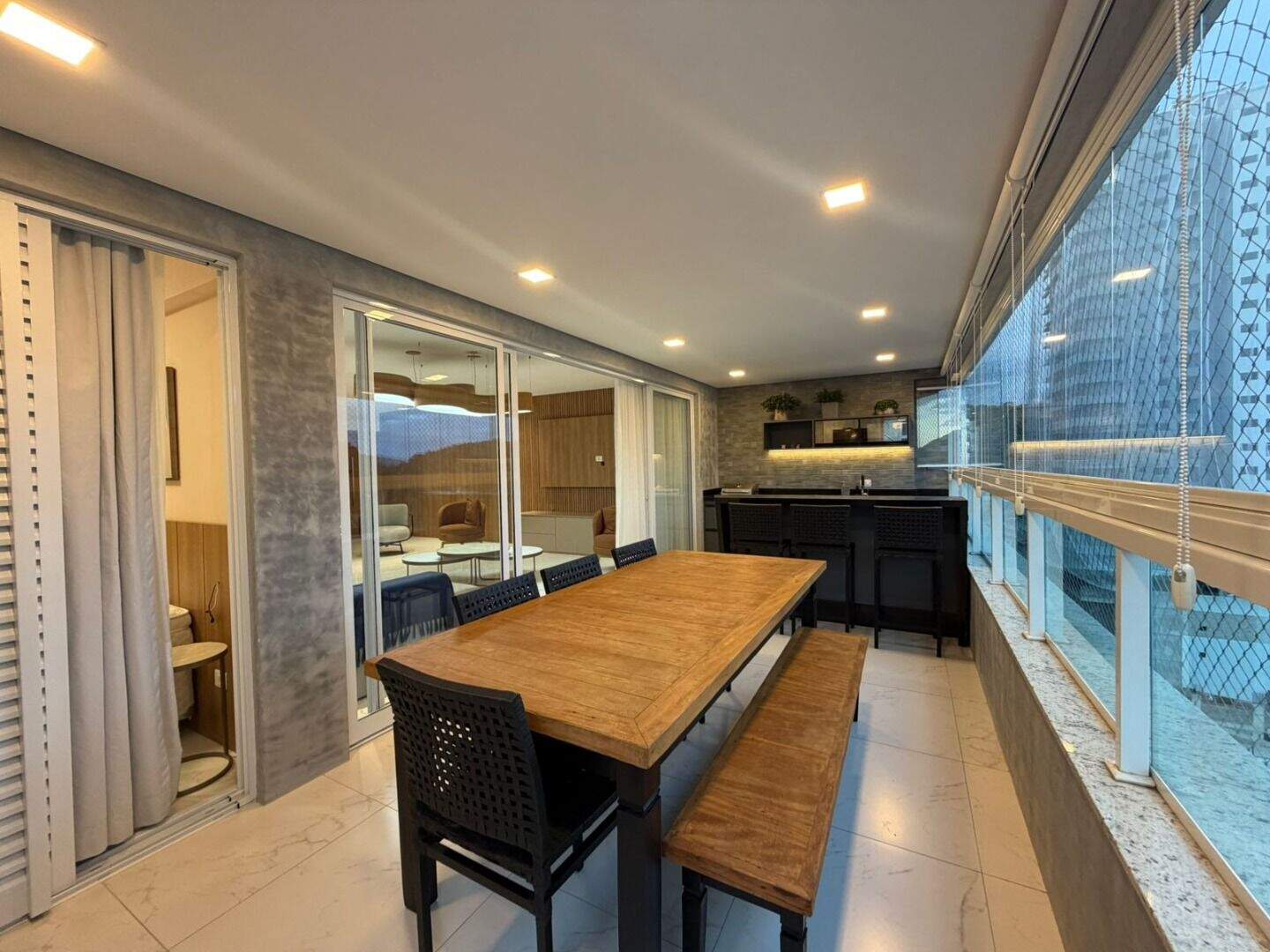 Apartamento à venda no Canto do Forte: 