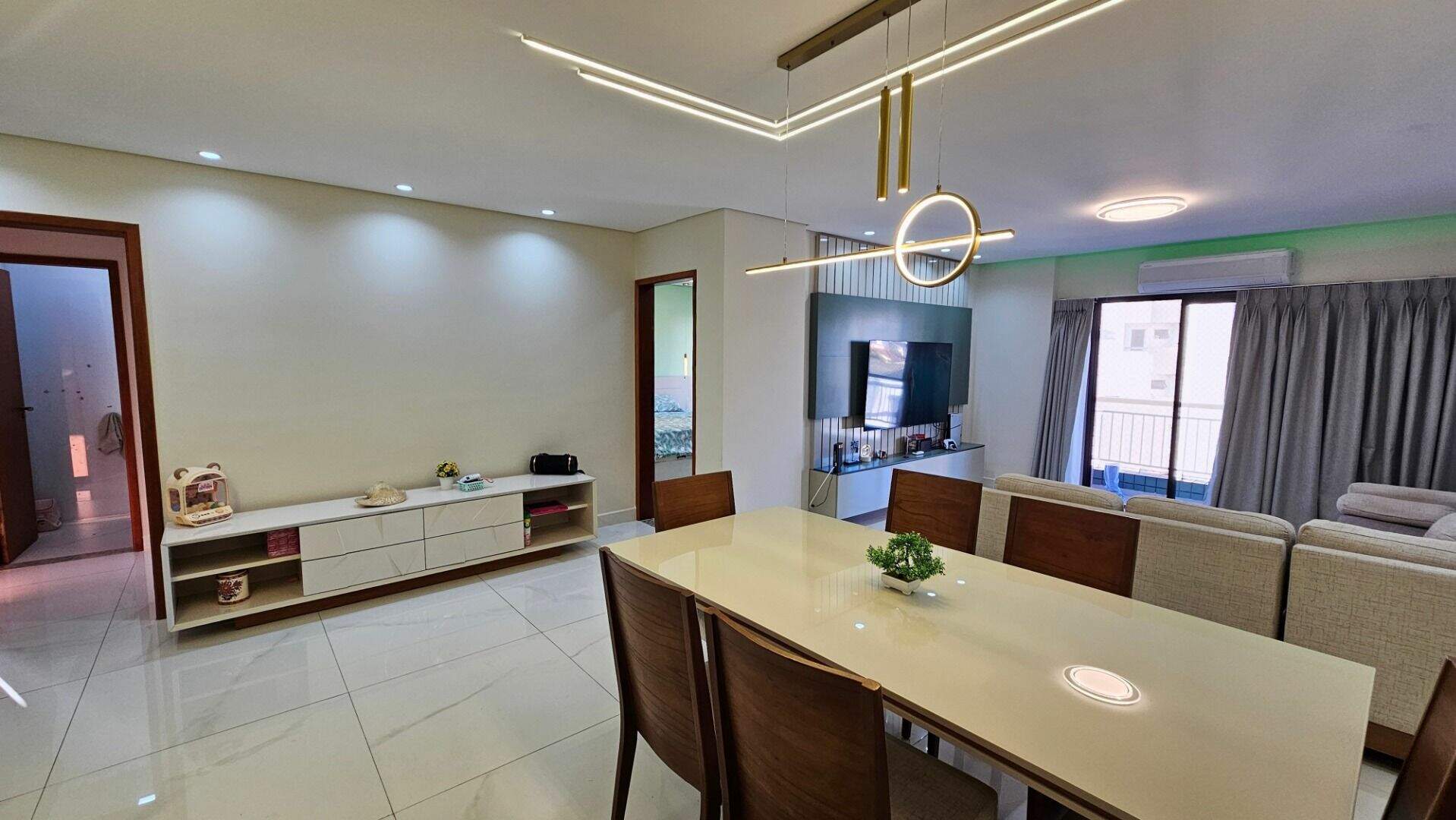 Apartamento à venda no Canto do Forte: 