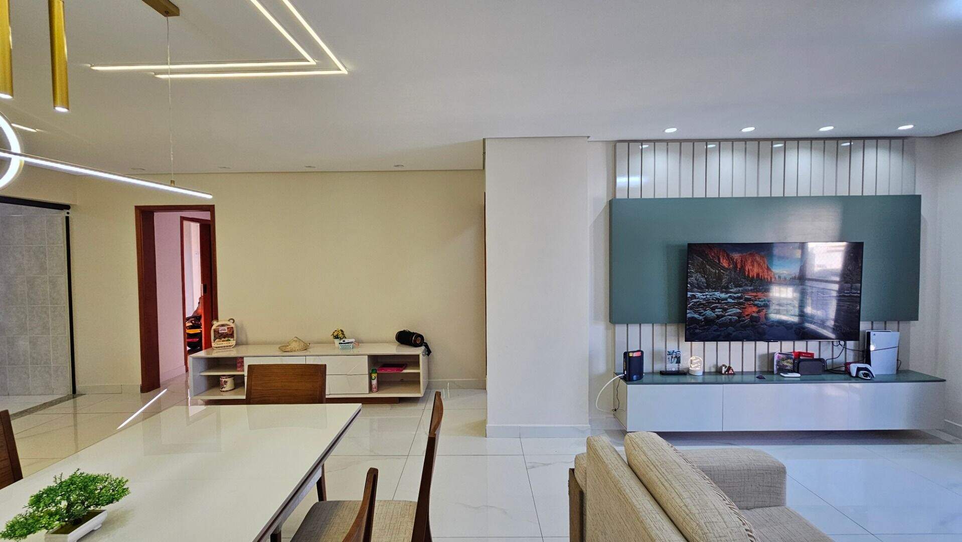Apartamento à venda no Canto do Forte: 