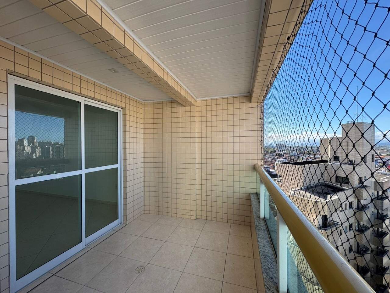 Apartamento à venda no Tupi: 