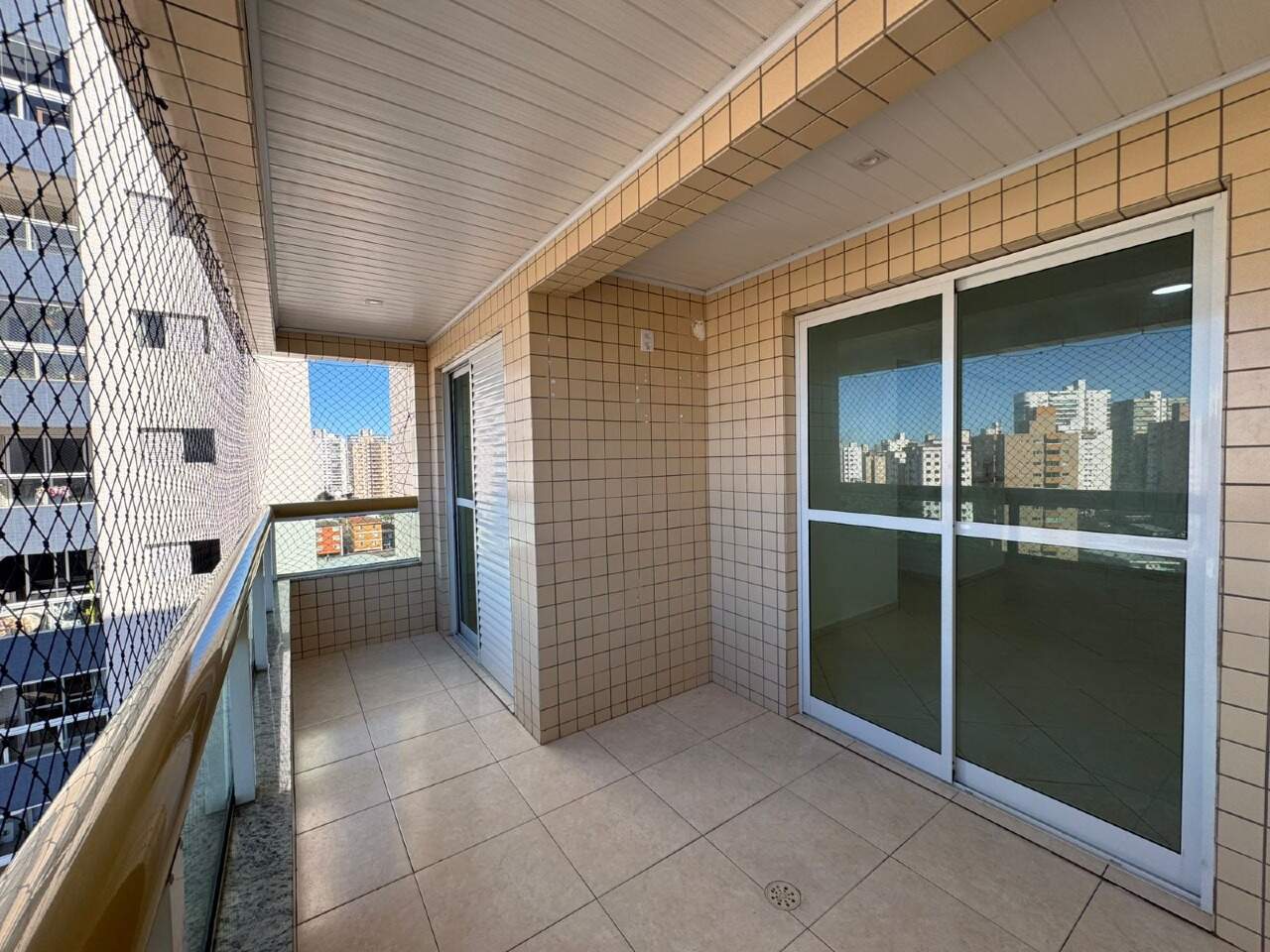 Apartamento à venda no Tupi: 