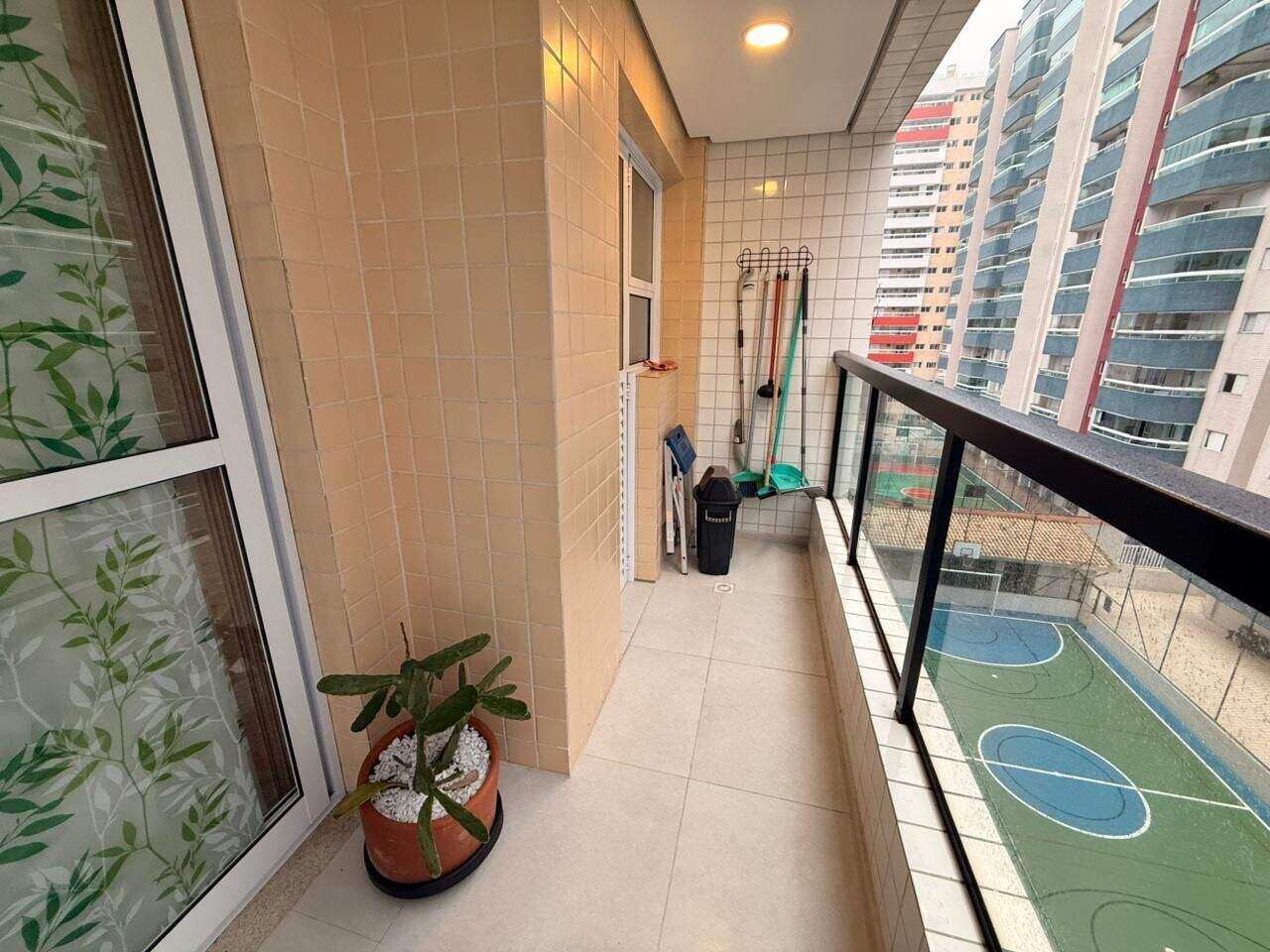 Apartamento à venda no Ocian: 