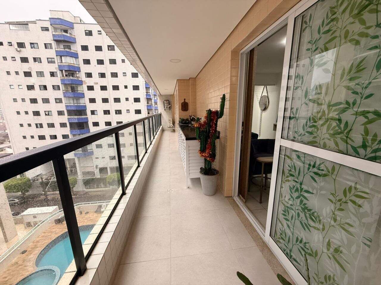 Apartamento à venda no Ocian: 