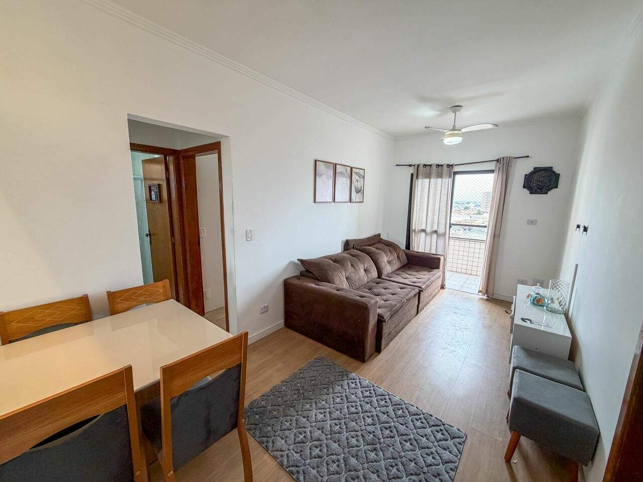 Apartamento à venda no Canto do Forte: 