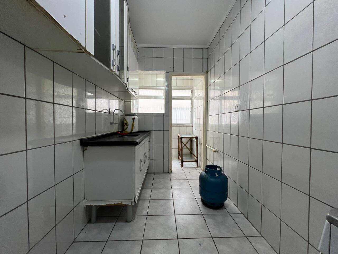 Apartamento à venda no Solemar: 