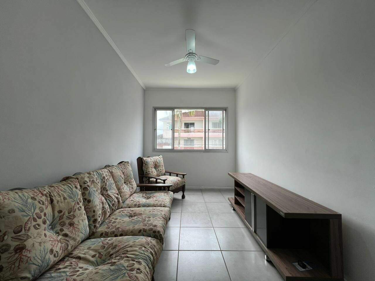 Apartamento à venda no Solemar: 