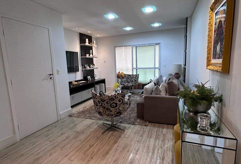 Apartamento à venda no Canto do Forte: 