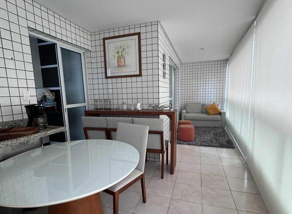 Apartamento à venda no Canto do Forte: 