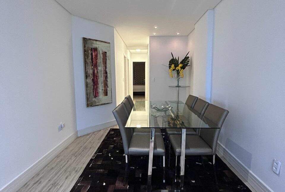 Apartamento à venda no Canto do Forte: 